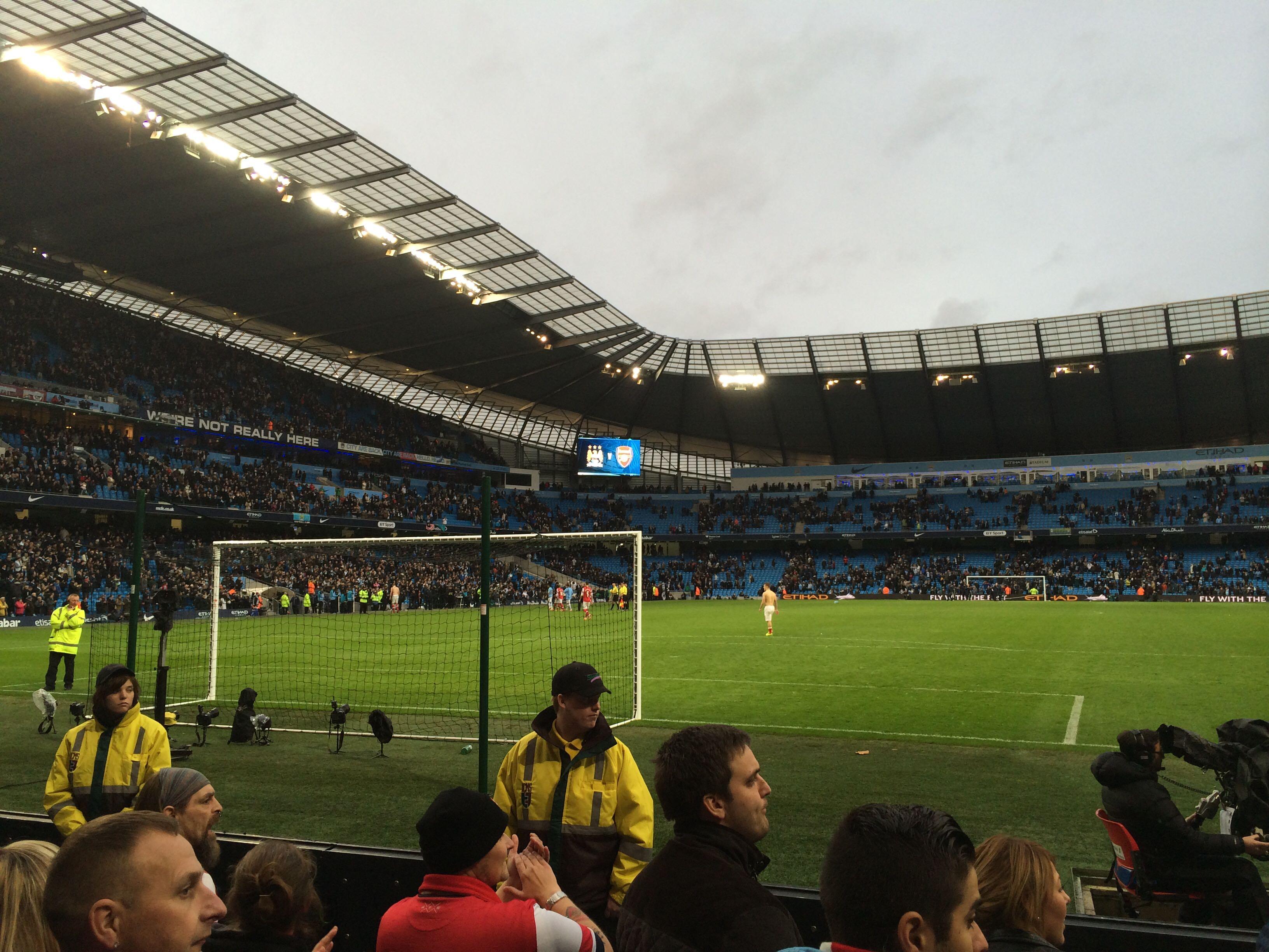 富勒姆的比 富勒姆的比