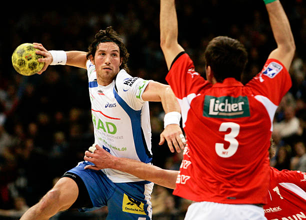 对手时更具 对手时更具