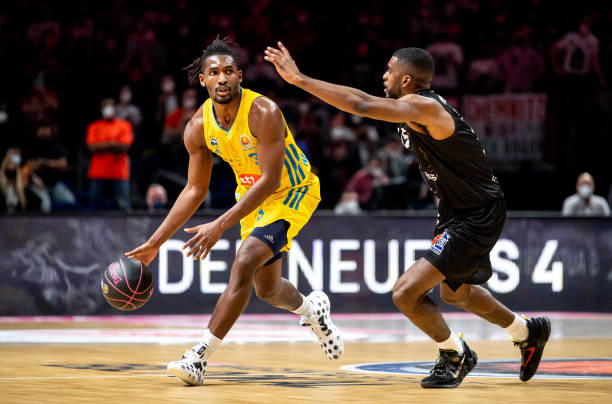 杯决赛中 杯决赛中